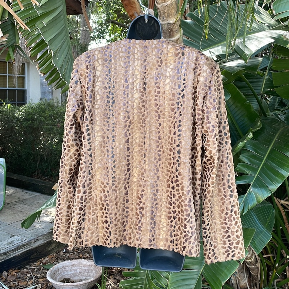 Metallic gold, leopard print springjacket - Picture 6 of 8